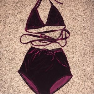 Rave Mi Gente Maroon Velvet Set